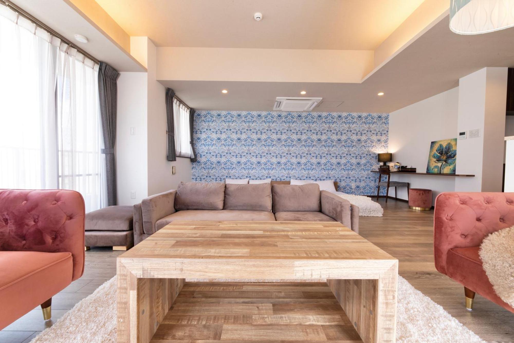 Breaky Hotel Chatan Zewnętrze zdjęcie