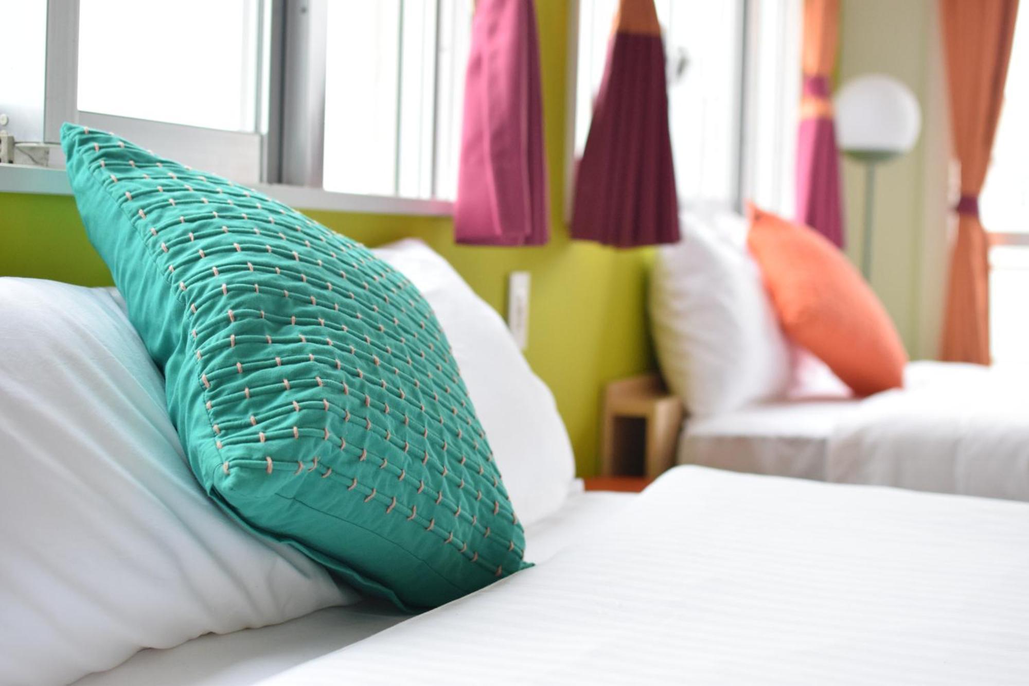 Breaky Hotel Chatan Zewnętrze zdjęcie